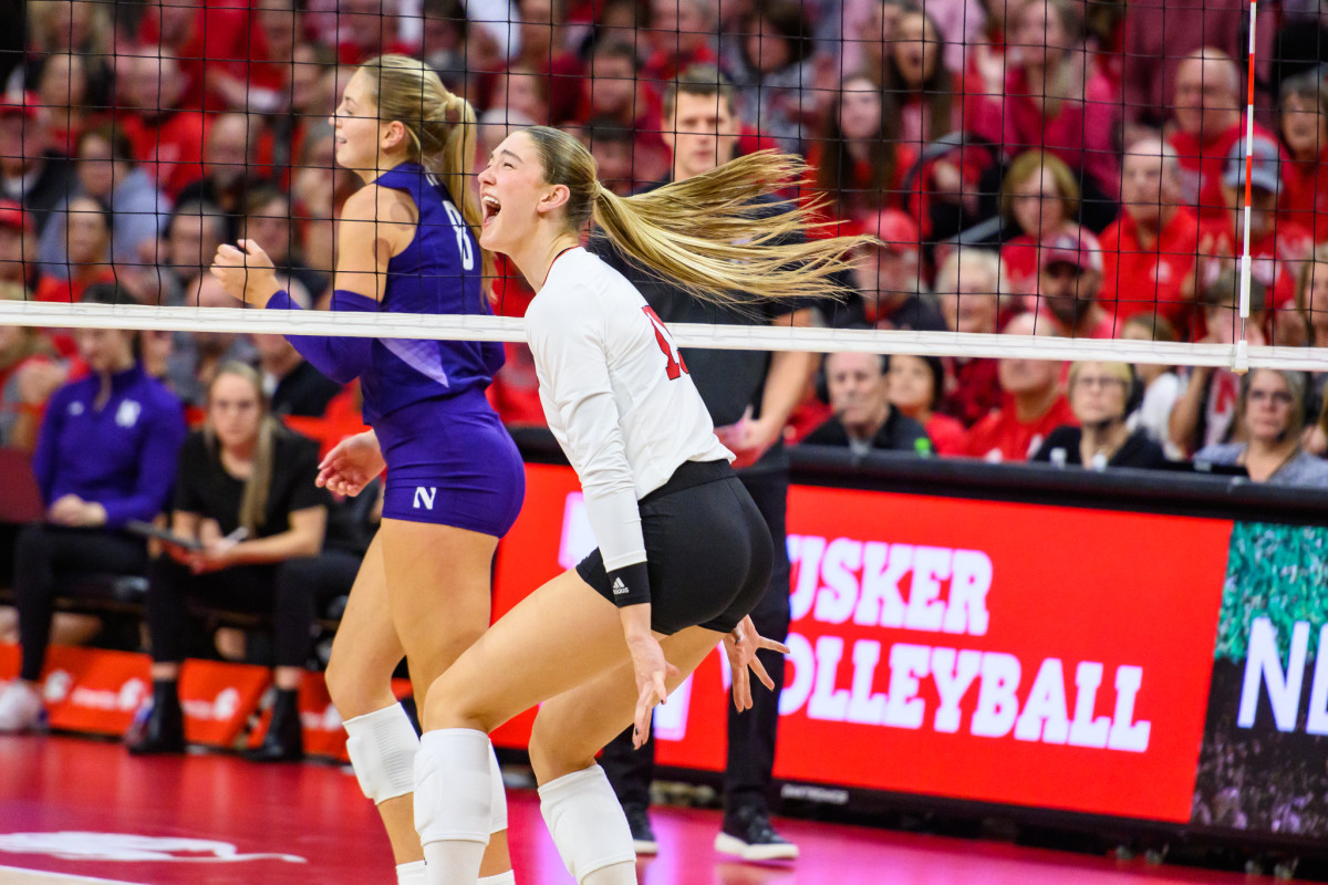 17_Andi Jackson_VB vs Northwestern 1106